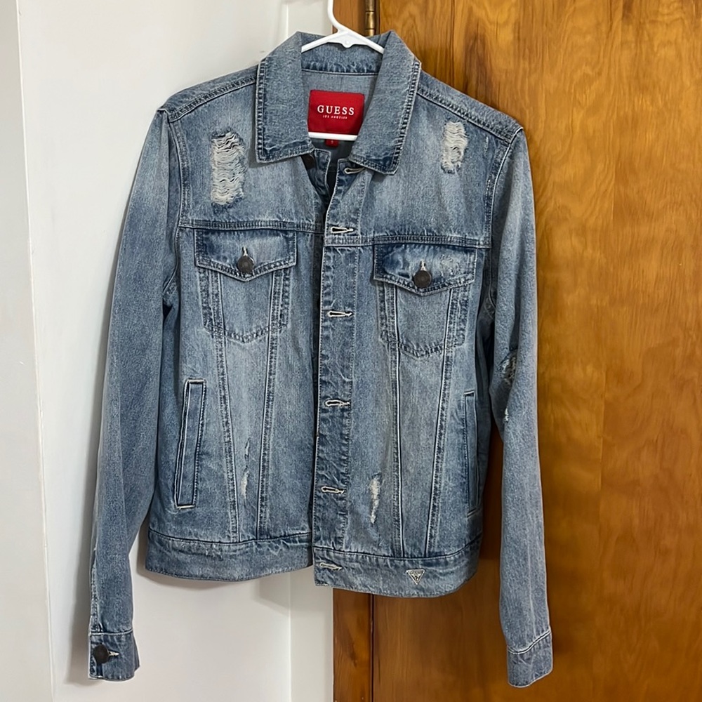 GUESS Distressed jean jacket